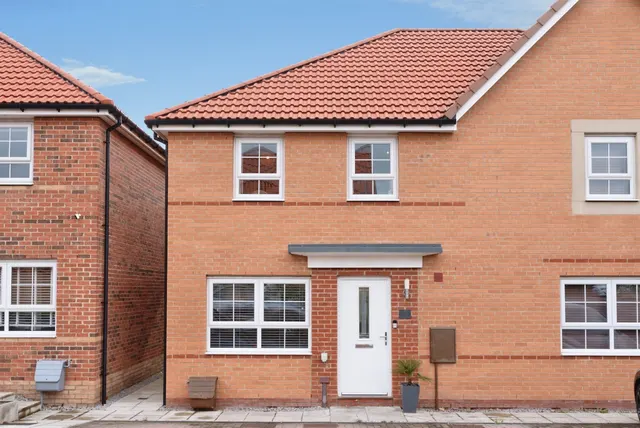 Photo 3 — Brigade Drive, Cottingham