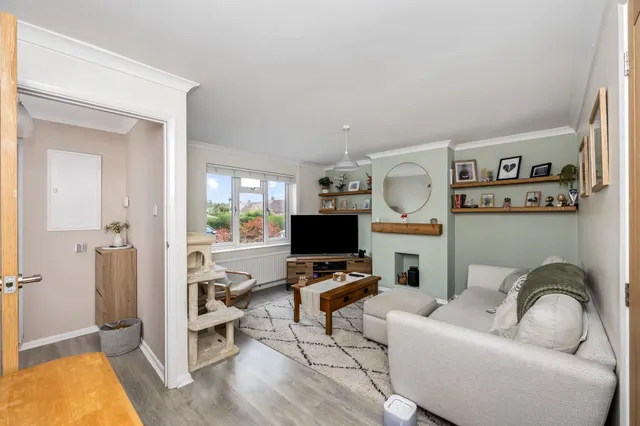 Boston Road, Haywards Heath, RH16, photo 2