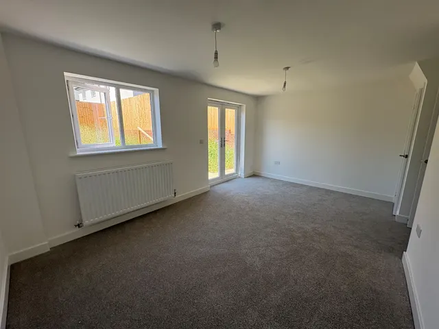 Photo 3 — Tithecott Way, Northam, Bideford