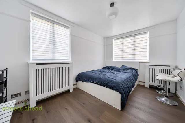 Elmers End Road, London, SE20, photo 2