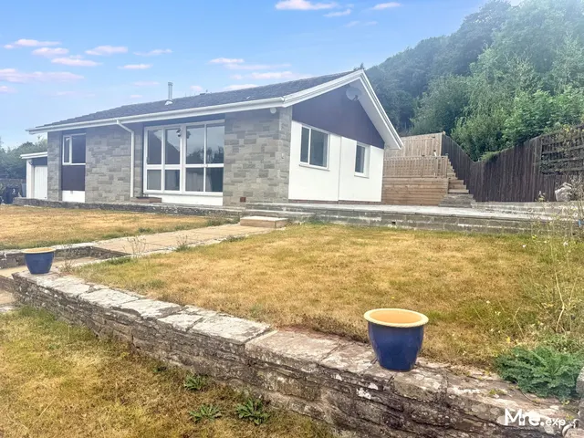 Photo 2 — Cwrt Y Camden, Brecon, LD3 7RR