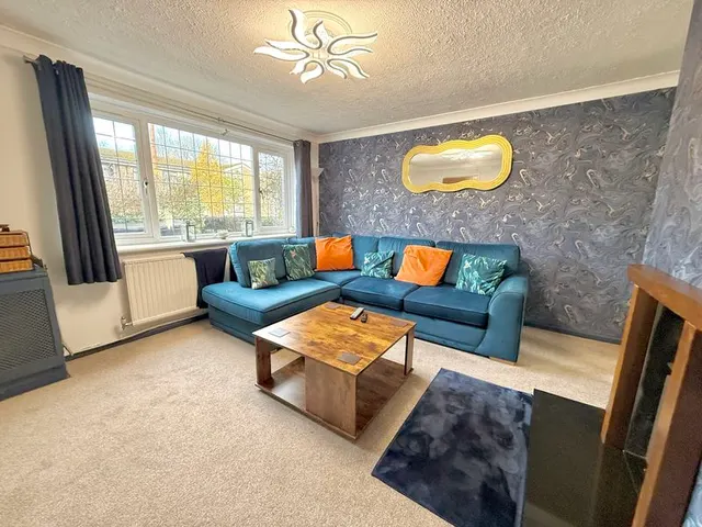 Photo 2 — Luton Road, Caddington LU1 4AF