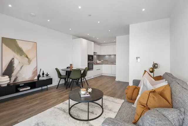 Medawar Drive, Mill Hill, NW7, photo 3