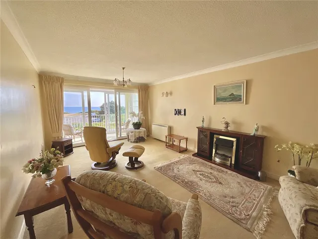 Photo 3 — Wharncliffe Road, Highcliffe, Dorset, BH23