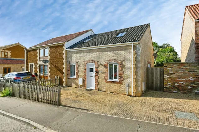 Clover Lane, Downham Market, Norfolk, PE38, photo 1