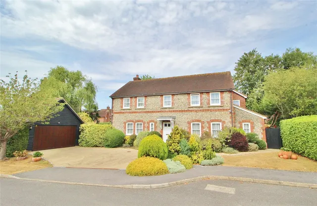 Convent Gardens, Findon, BN14, photo 1