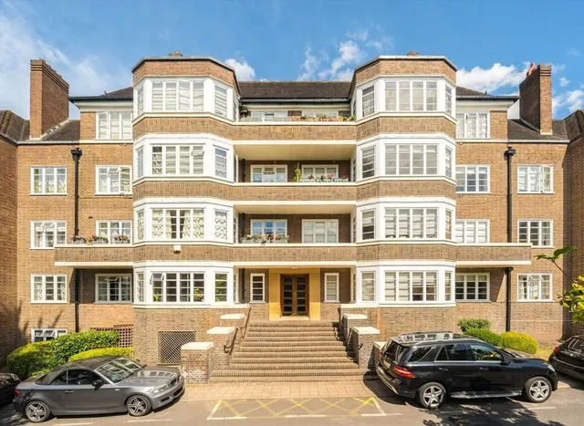 Putney Heath, Putney, SW15, photo 1