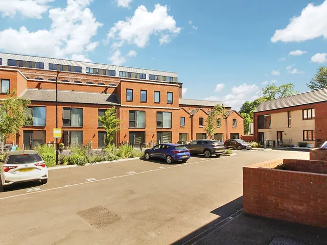 Photo 2 — Unit Bulk Purchase, Stockport, SK5 6FX