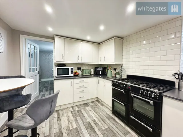 Victoria Road, Brynteg, LL11, photo 3
