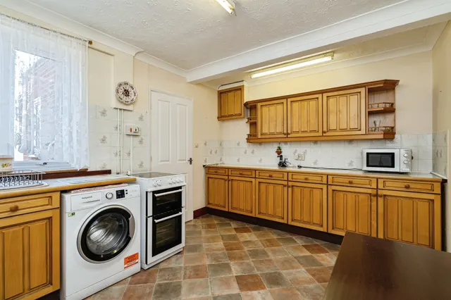 Station Road, Burston, IP22, photo 3