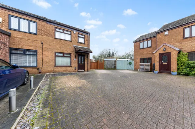 Deanwater Close, Birchwood, Warrington, Warrington, WA3 6ER, photo 1