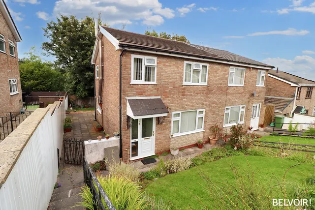 Greenfield Avenue, Glyncoch, Pontypridd, CF37, photo 1