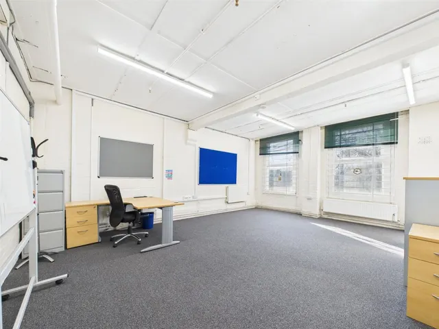 Leopold Street, Long Eaton, NG10, photo 3