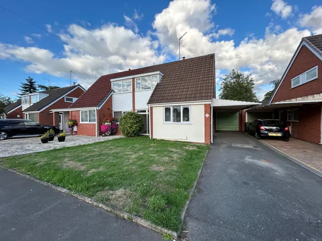 The Deansway, Kidderminster, DY10, photo 1