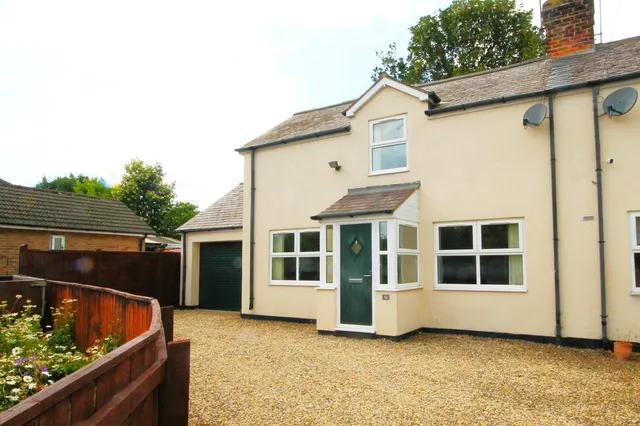The Avenue, Stockton-on-Tees, Durham, TS19, photo 1