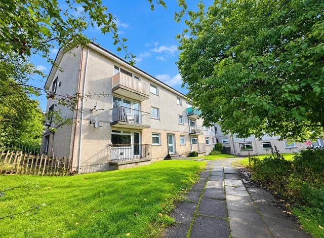 Montreal Park, East Kilbride, G75, photo 1