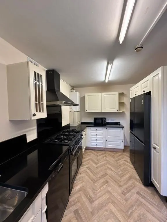 Mauldeth Road, Withington, M14, photo 1