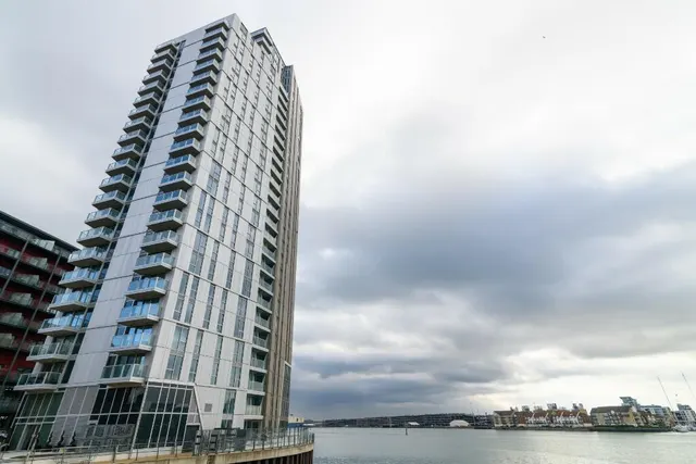 Vantage Tower, Centenary Plaza, SO19, photo 1