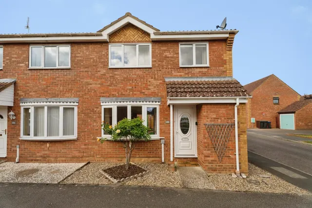 Spencer Way, Stowmarket, photo 1