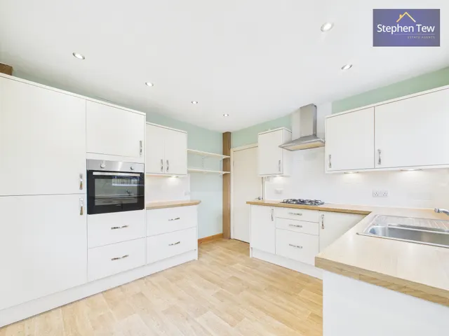 Coniston Avenue, Poulton-Le-Fylde, FY6, photo 3
