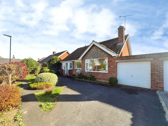 Angmering, BN16, photo 1
