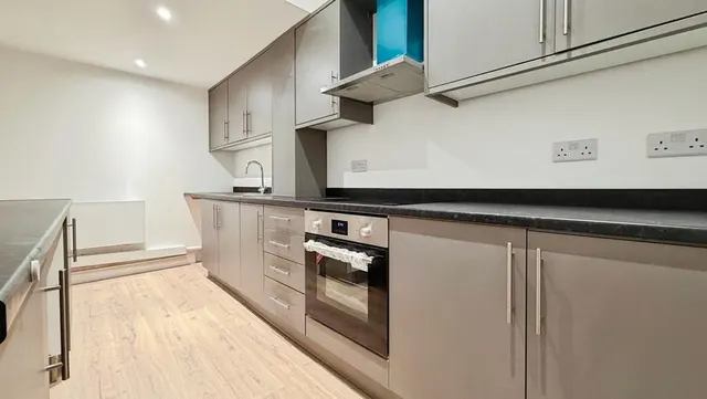 Hambridge Road, Newbury, RG14, photo 1