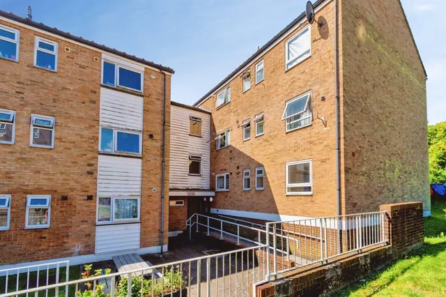 Woolford Close, Winchester, photo 1
