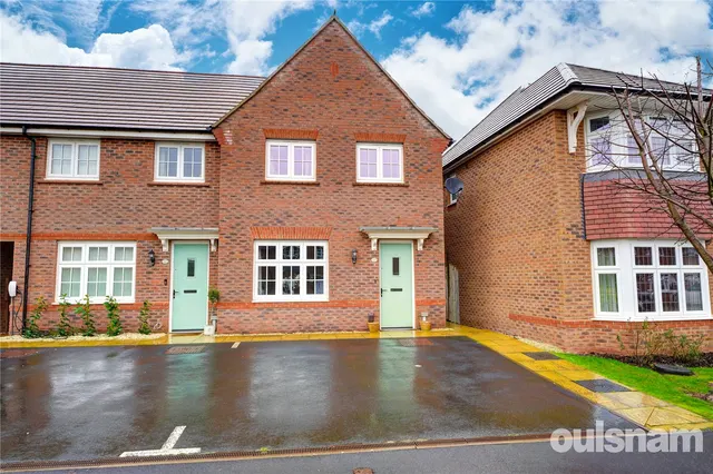Raven Gardens, Droitwich, Worcestershire, WR9 7GE, photo 1