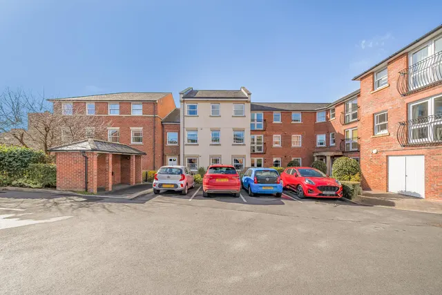 New Park Street, Devizes, SN10, photo 1