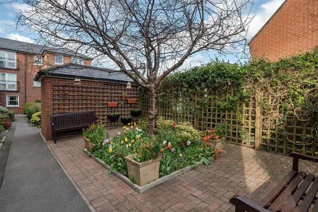 New Park Street, Devizes, SN10, photo 2