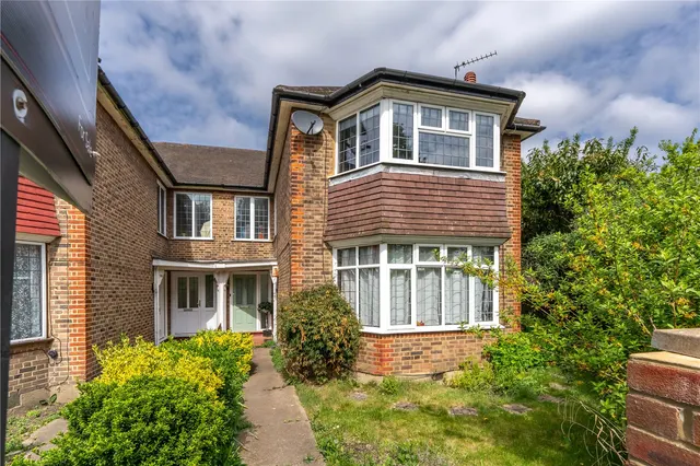 Craneford Way, Twickenham, TW2 7SQ, photo 1