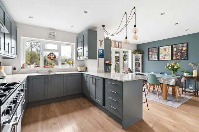 Photo 2 — Chalfont Avenue, Little Chalfont, Buckinghamshire, HP6 6RF
