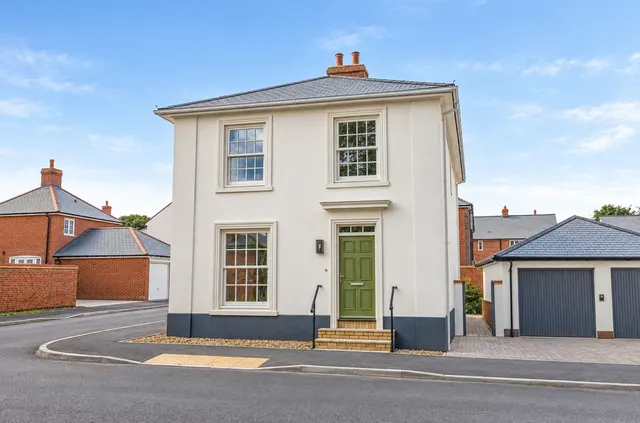 Hoe Lane, North Baddesley, SO52, photo 1