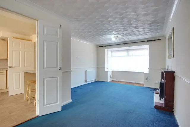 St. Nicholas Drive, Beverley, HU17, photo 3