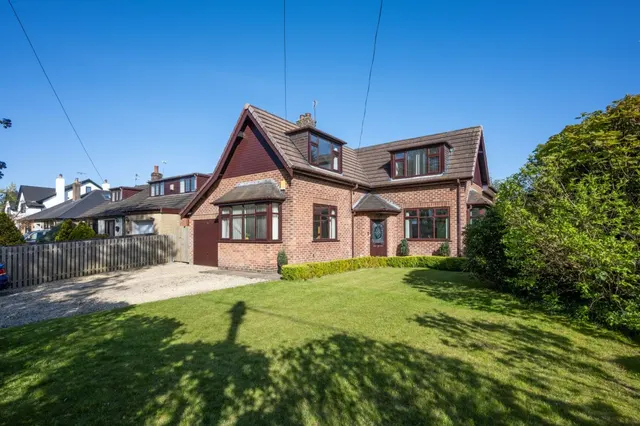Brookfield Lane, Aughton, L39, photo 2
