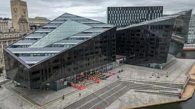 Mann Island, Liverpool, L3, photo 2