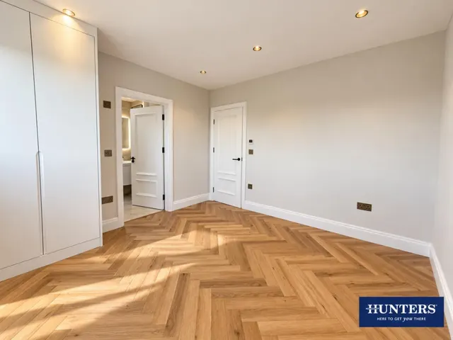 Hazelwood Avenue, Morden, SM4, photo 3