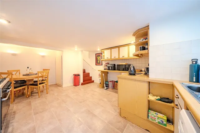 Argie Road, Leeds, LS4, photo 2