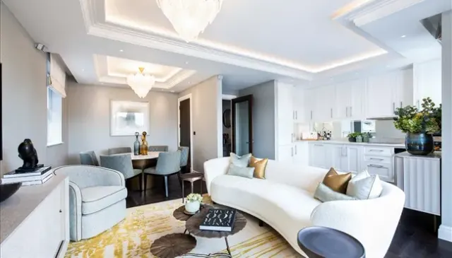 Third Floor Two Bedroom Apartment To ...