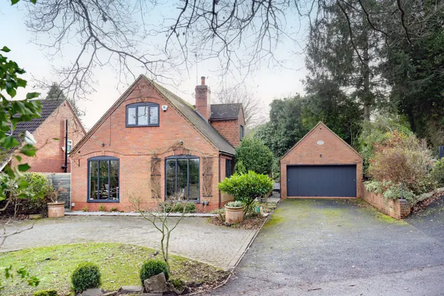 Pikes Pool Lane, Burcot, B60, photo 1
