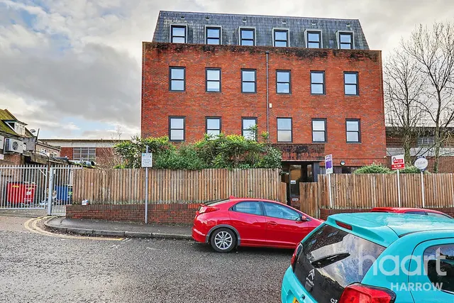 Cavendish Avenue, Harrow, HA1, photo 1