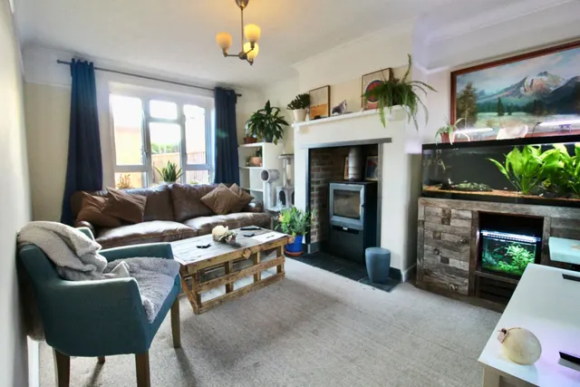 Tithe Barn, Lymington, SO41, photo 2