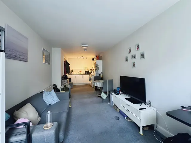 Skinner Lane, Leeds, LS7, photo 3