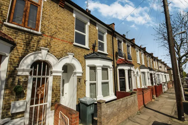 Humberstone Road, London, E13, photo 1