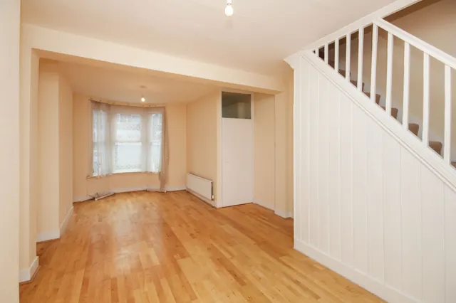 Humberstone Road, London, E13, photo 2