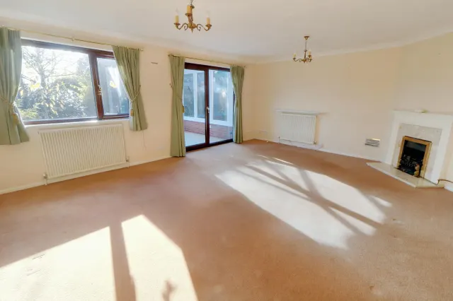 Causeway Close, Brockdish, photo 3