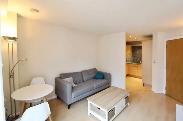 Whitehall Quay, Leeds, LS1, photo 3