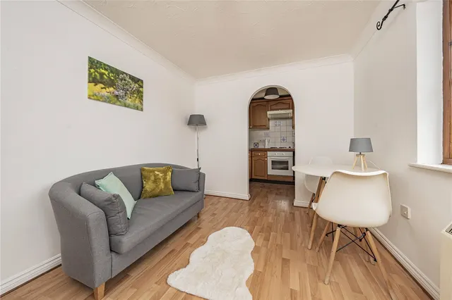 Beaumont Place, Isleworth, TW7, photo 3