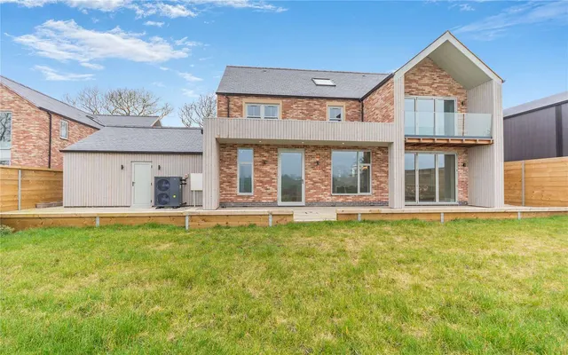 Berry Thorpe Farm, Waltham Road, Thorpe Arnold, Melton Mowbray, LE14 4SD, photo 1