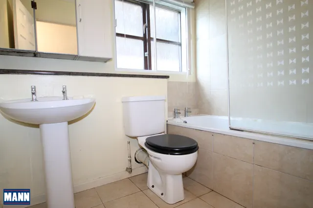 Barnard Court, Dartford, DA2, photo 3
